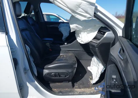 2021 Jeep Grand Cherokee L Limited 4X4 из США, поврежденный, VIN 1C4RJKBG7M8142511